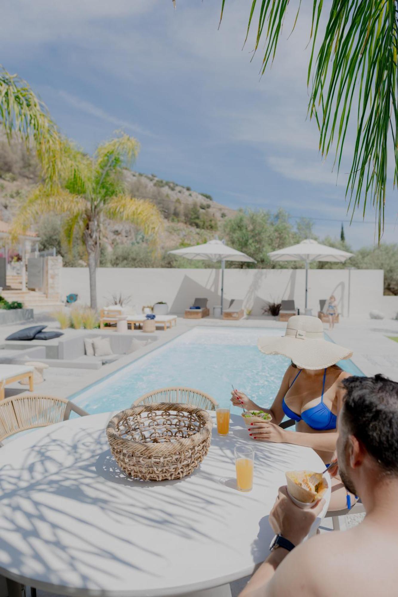Nafplio Blue Topaz Poolside Villa Exterior foto